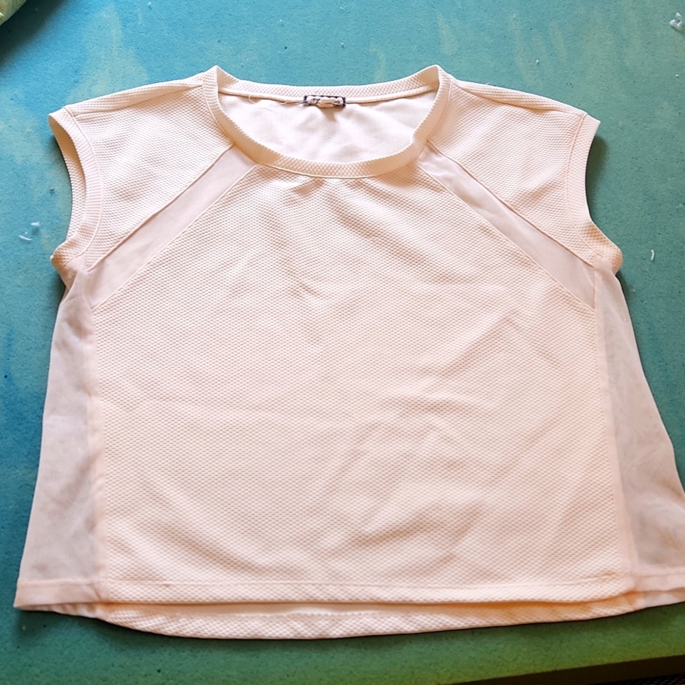 Women's Mesh siding T-shirt , size M